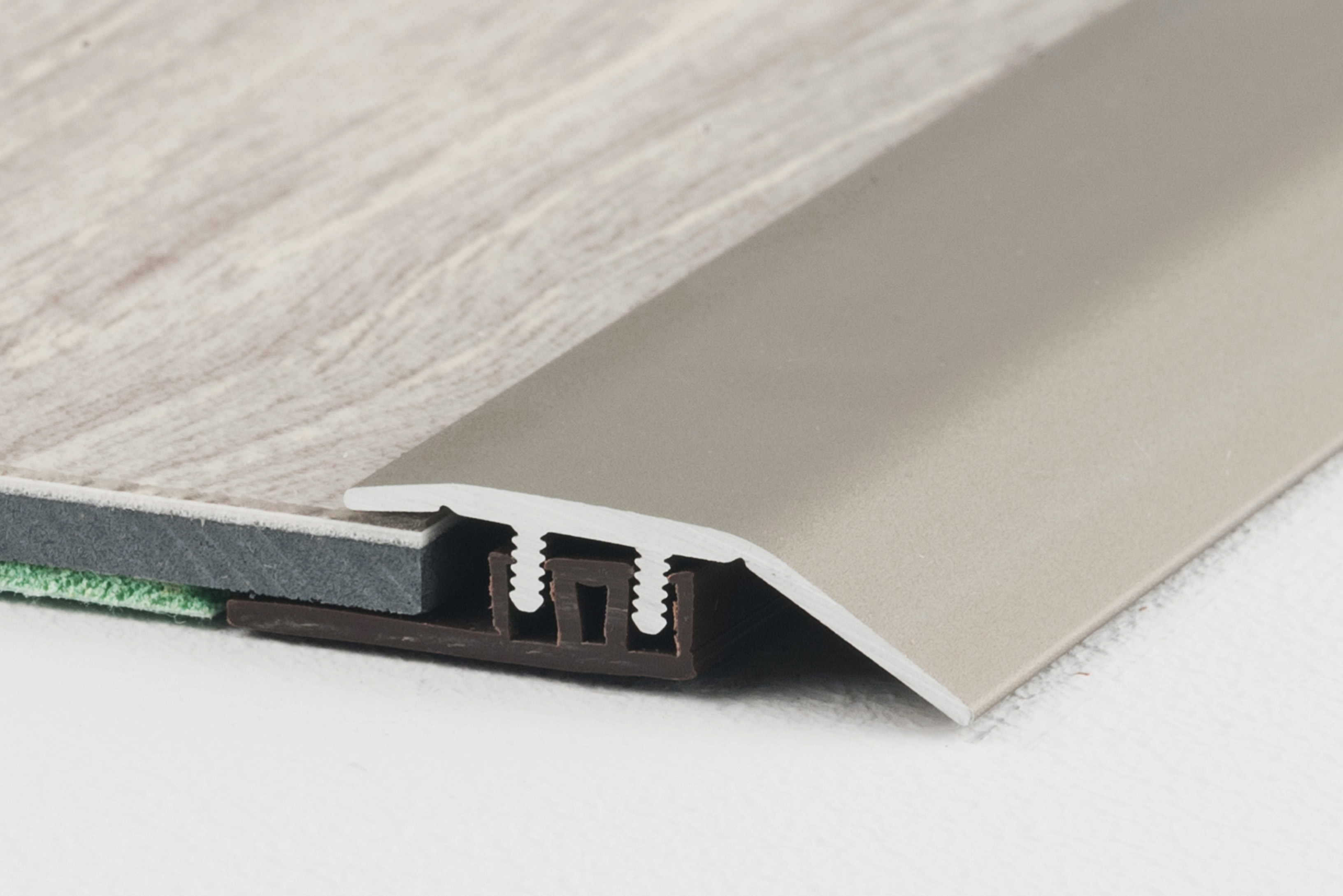 profi design Klickprofil ohne sichtbare schrauben