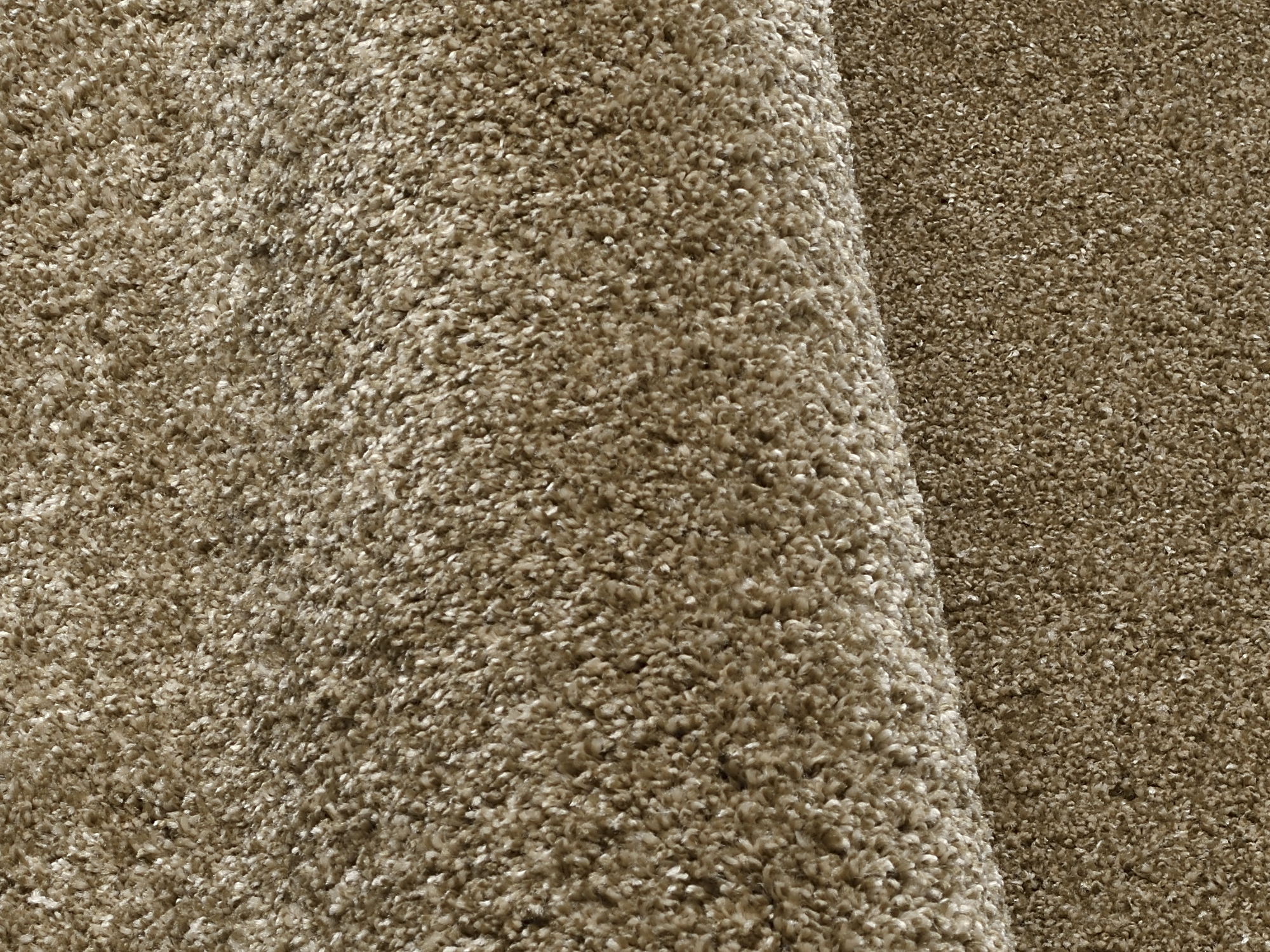 Montis Hochflor Teppich hellbraun