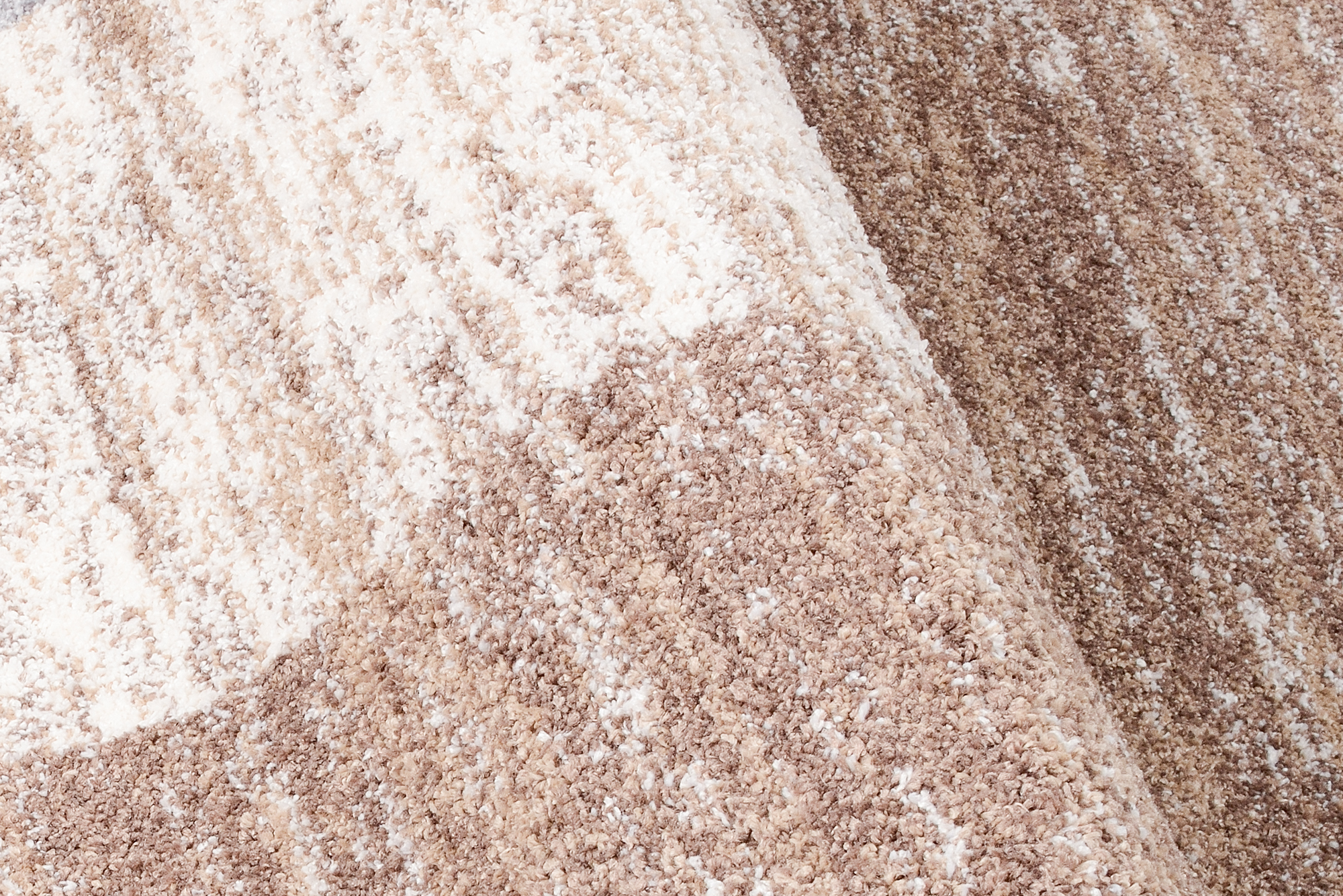 Karo Teppich beige braun grau Allover