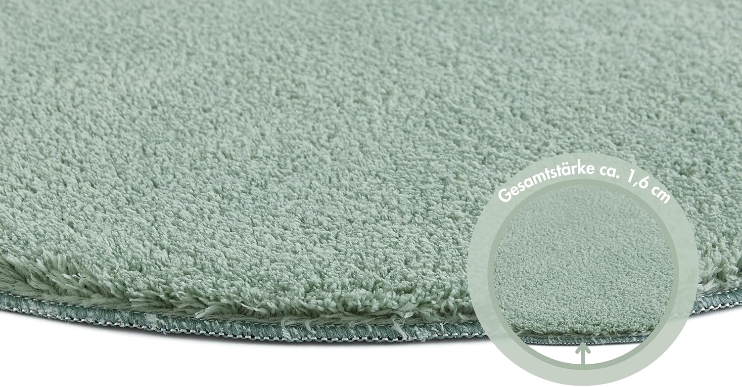 Flauschiger Teppich salbei grün