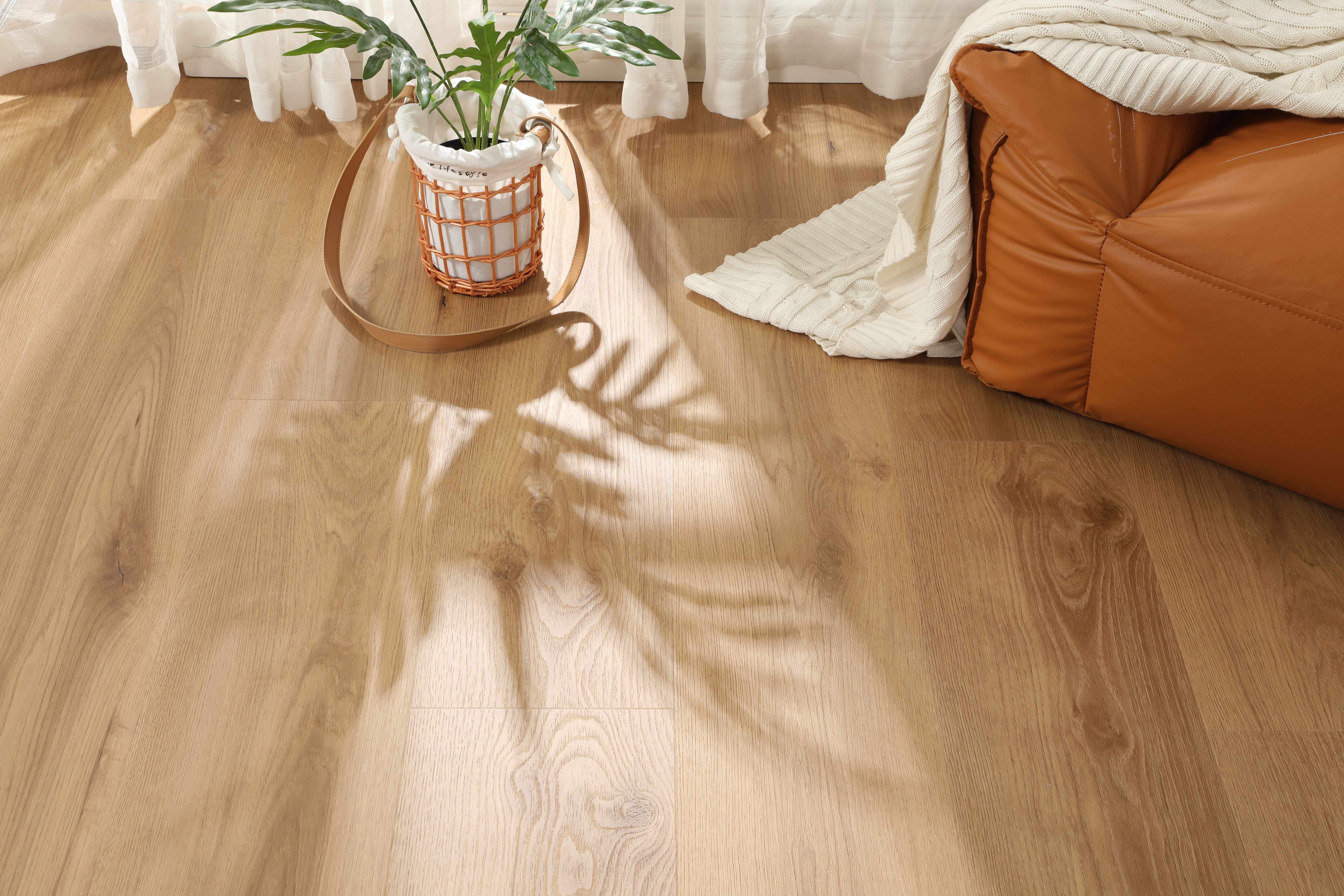 Klick Vinyl Eiche Küstenland – Warmer Designboden in Eichenoptik