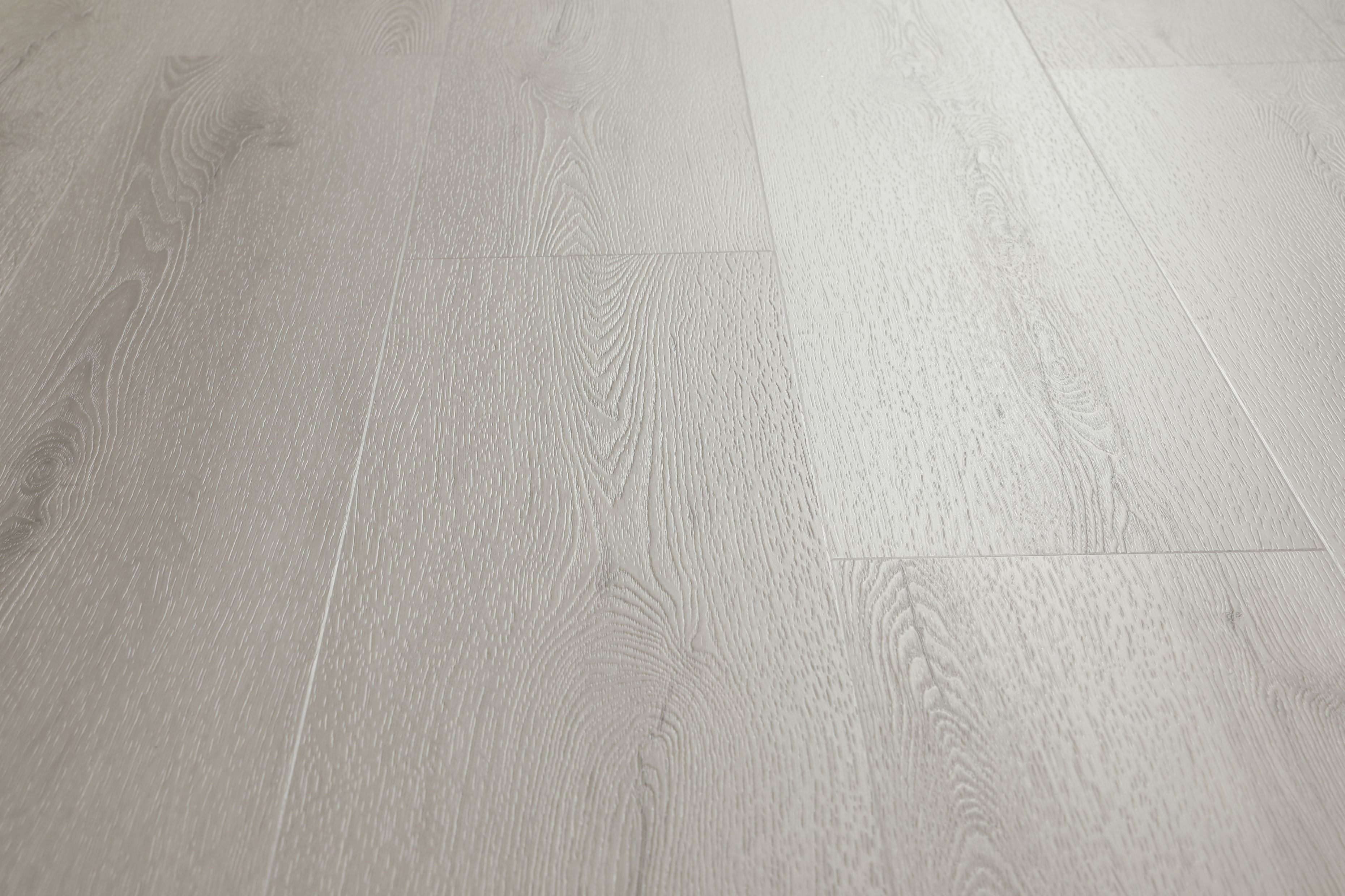 Klick-Vinyl Eiche Polar Hellgrau Matt – mit 0,50 mm Nutzschicht