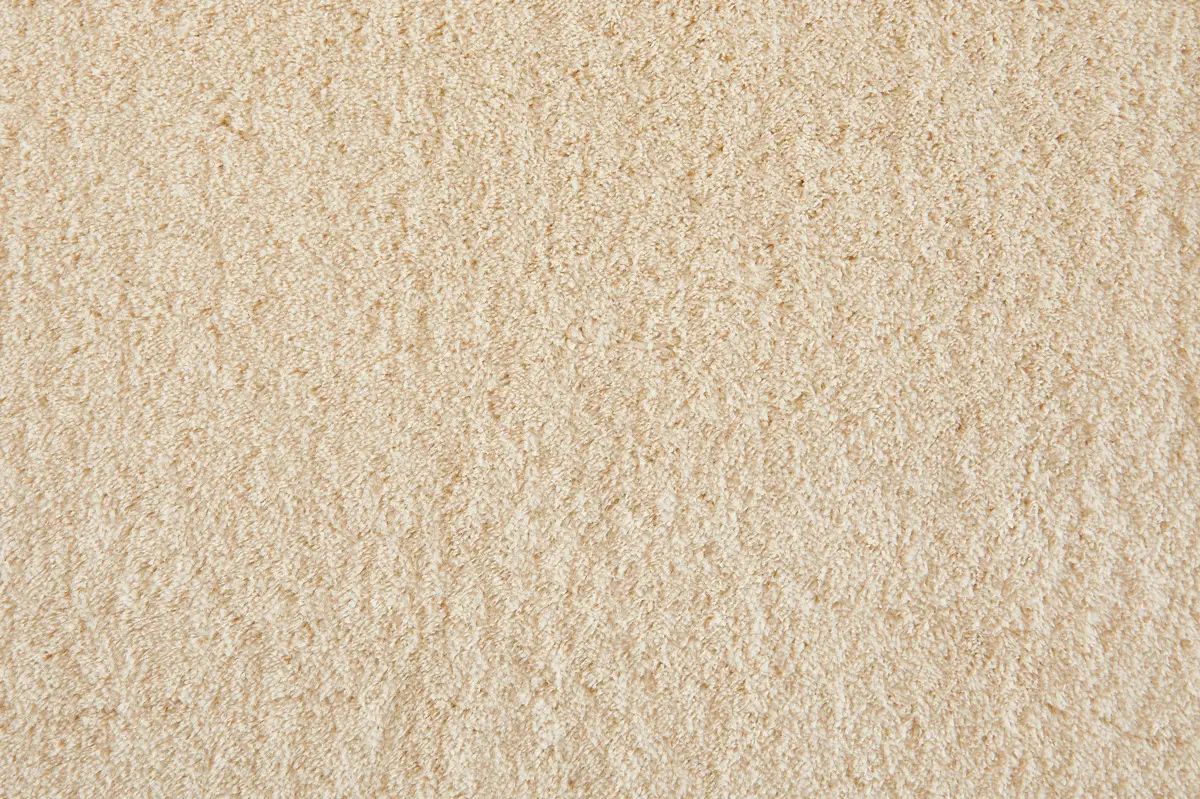 Flauschiger Teppich creme