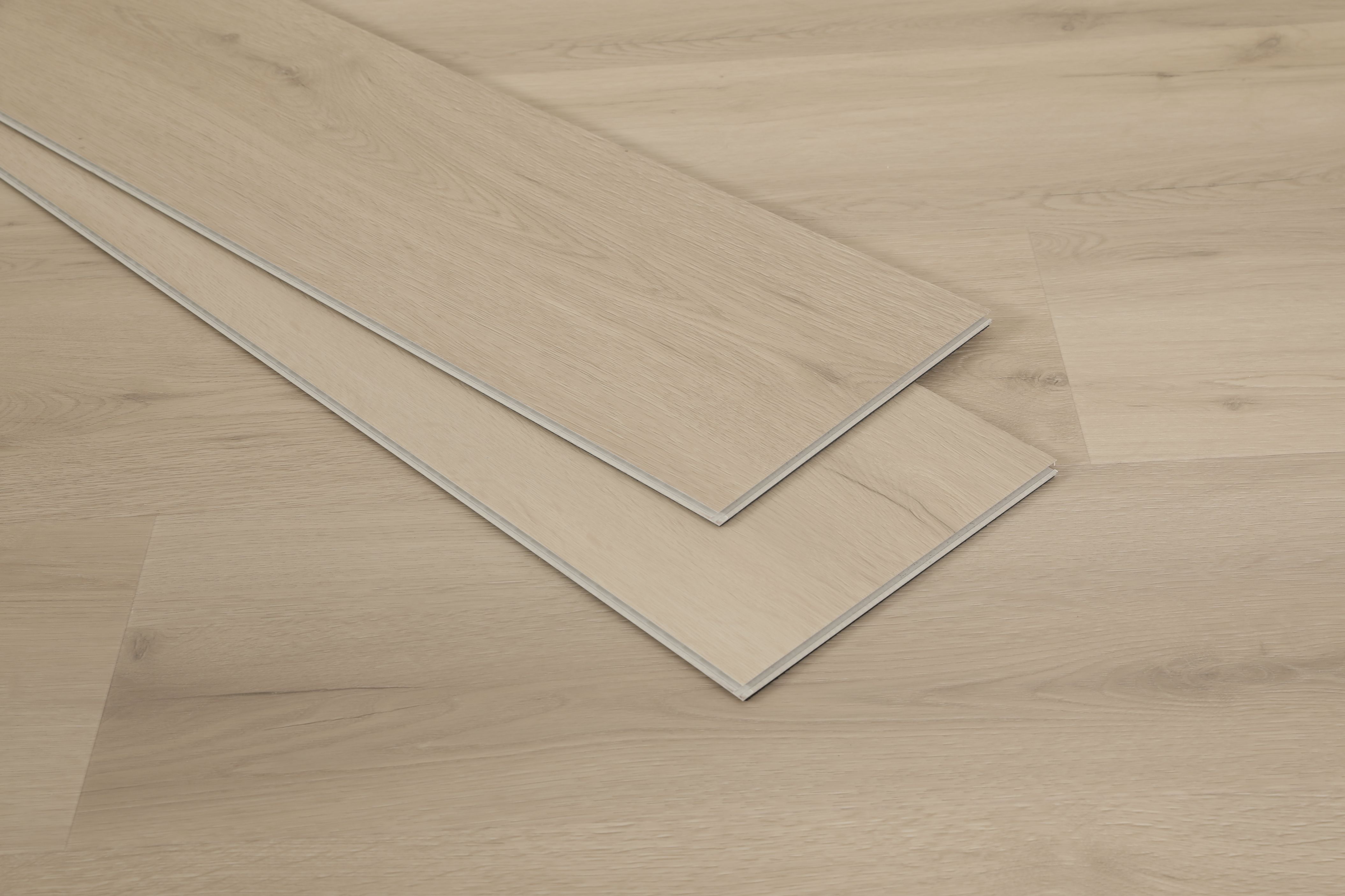 Klick-Vinyl Eiche Polar Hellbeige Matt – Premium Designboden mit 0,50 mm Nutzschicht