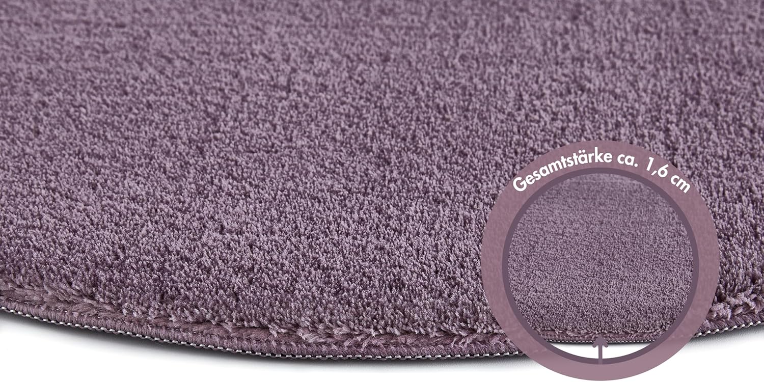Flauschiger Teppich lavendel